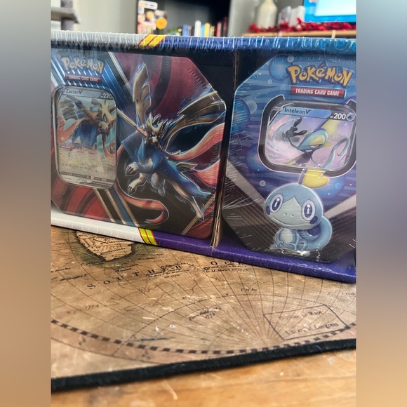 Zacian V + Inteleon V Tin 2-Pack